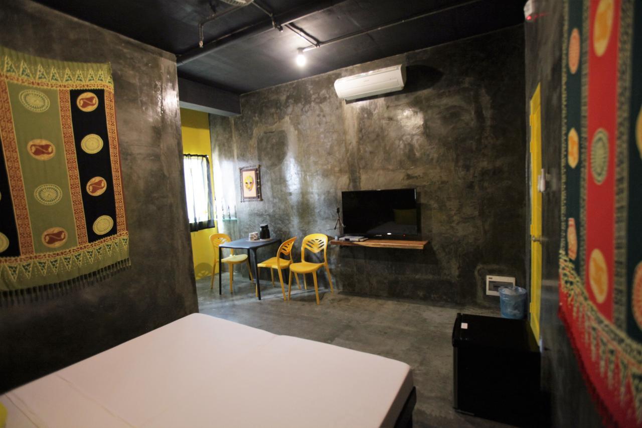 W Hostel Boracay